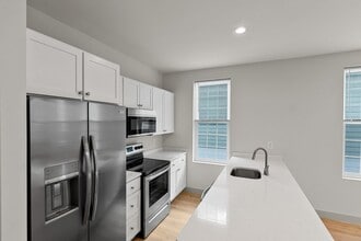 Building Photo - 39-41 August St.