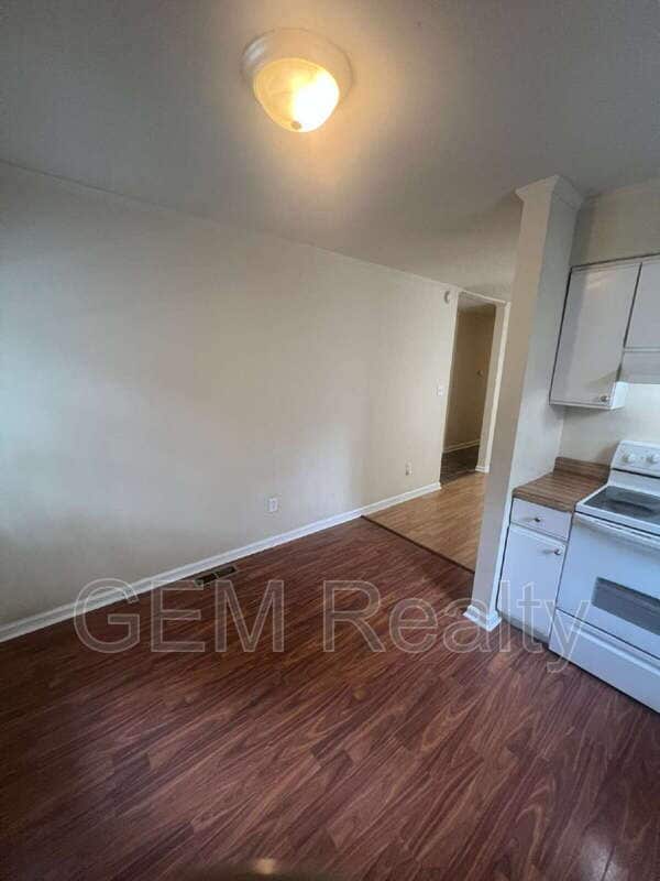 Building Photo - 607 Casey Pl
