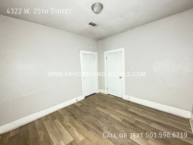 Building Photo - 4322 W 25th St