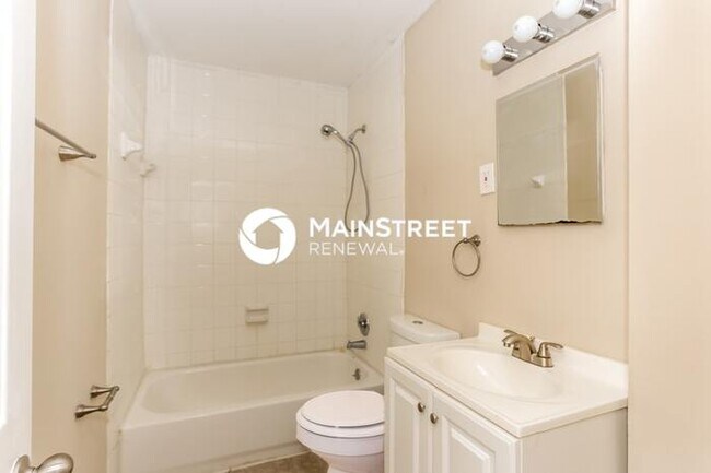 Building Photo - 3 Bedroom Pet-Friendly Home in Jacksonvill...