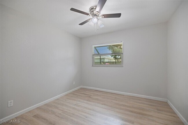 Building Photo - 1346 Beacon Dr