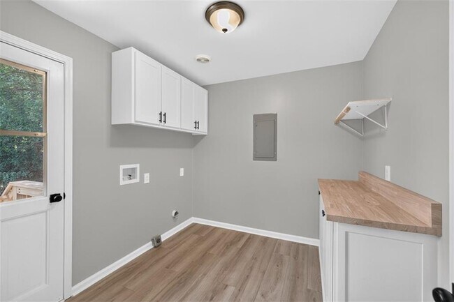 Building Photo - 3606 Suwanee Creek Ct