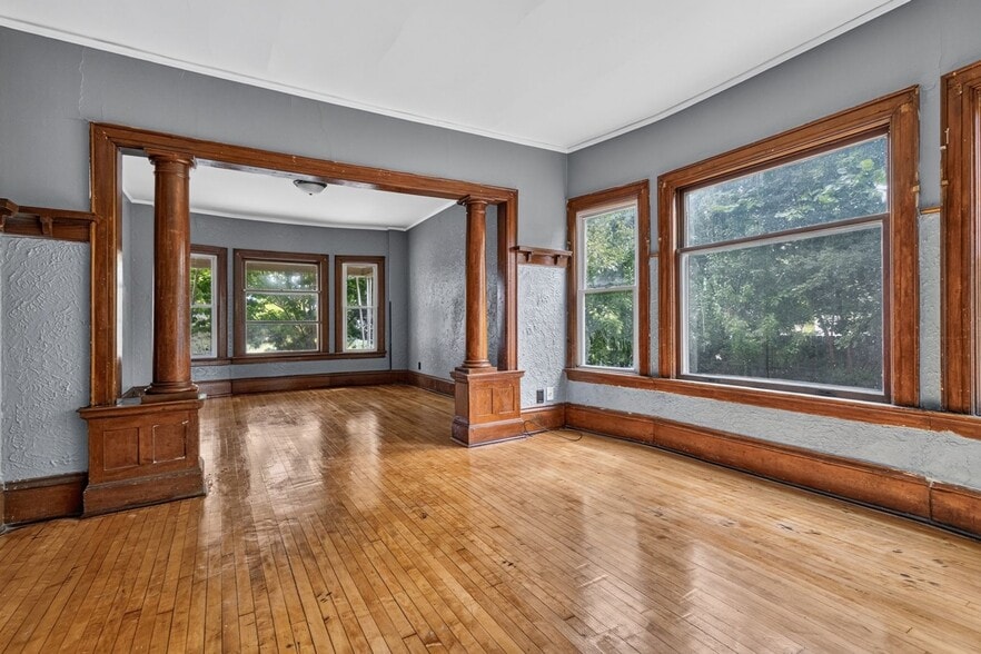 Building Photo - 2335 N 16th St