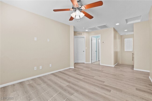 Building Photo - 9304 Golden Lad Ave