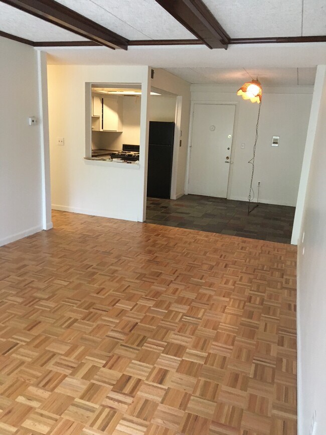 44 Broadlawn Park 44 Broadlawn Park Chestnut Hill MA 02467