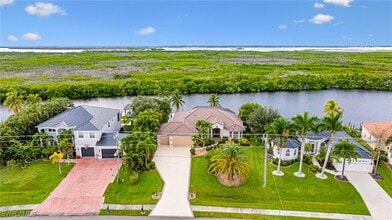 Building Photo - 2964 Surfside Blvd