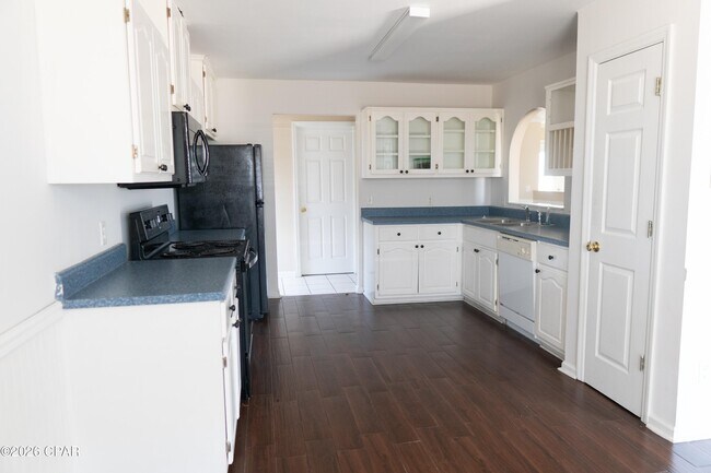 Building Photo - 166 Byrd Dr
