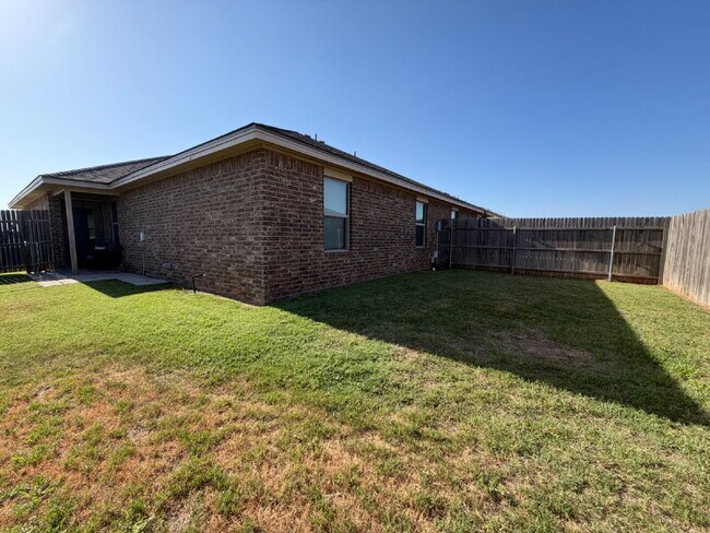 Building Photo - Beautiful 3/2/2 in SW Lubbock in Frenship ISD