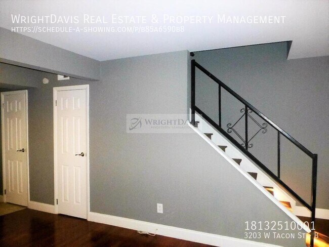 Building Photo - 3203 W Tacon St