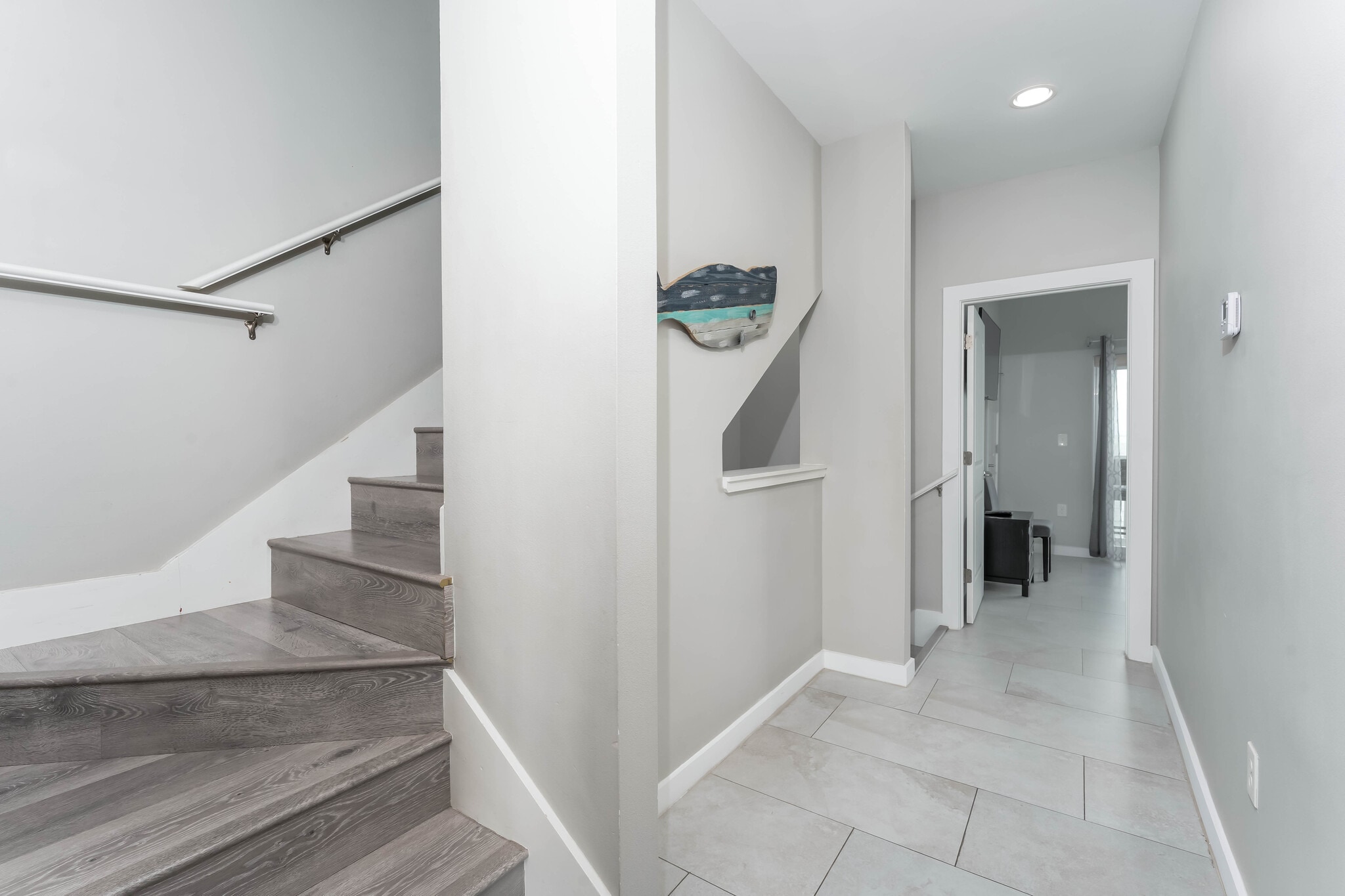 Building Photo - 404 N Tarnava St