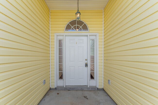 Building Photo - Lovely 3 Bedroom in the Heart of Niceville!