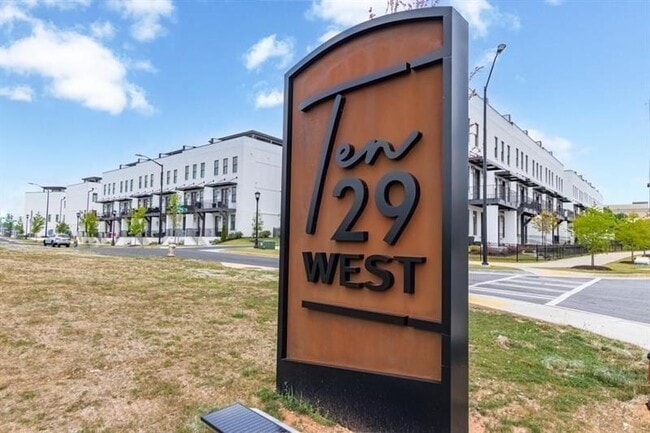 Building Photo - 737 Fannie Hamer Aly