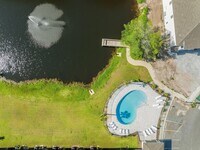 Building Photo - 232 Kara Lake Dr