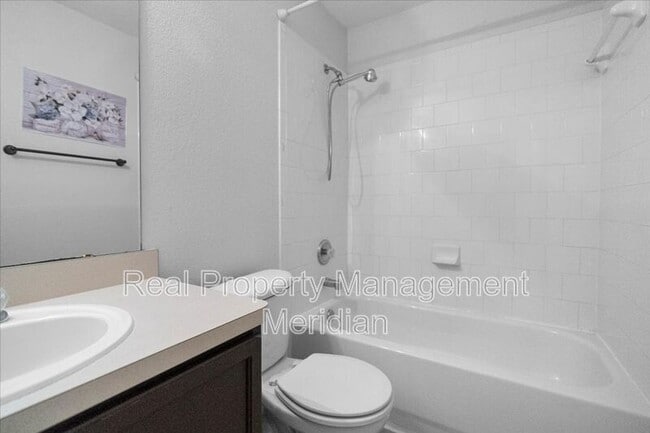 Building Photo - 1704 Little Deer Ln