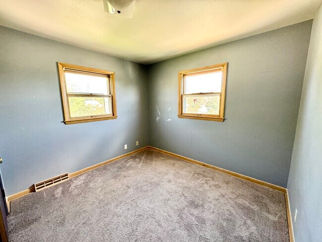 Bedroom - 3339 S 60th St