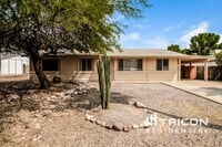 Building Photo - 1735 N 72nd St