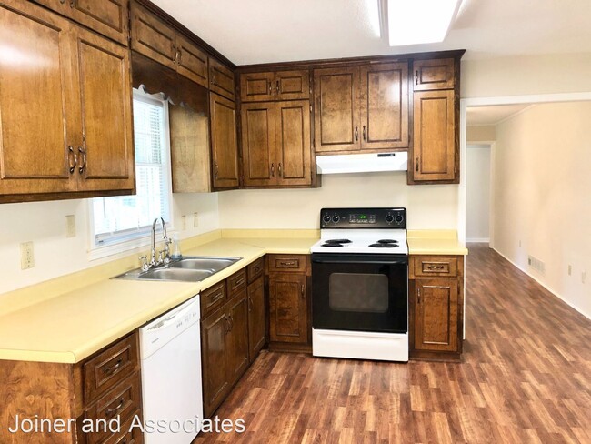 Building Photo - 3 br, 2 bath House - 97 New High Shoals Rd.