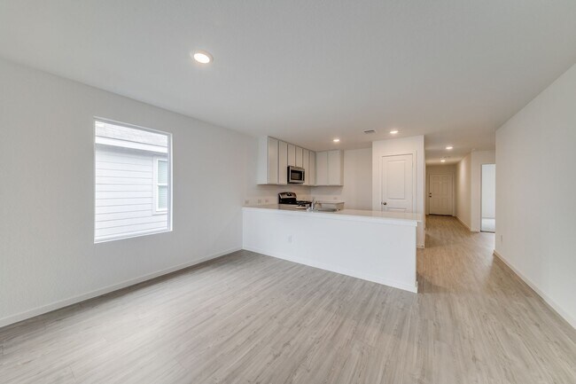 Building Photo - SPACIOUS 4-BEDROOM NEW CONSTRUCTION IN CONVERSE