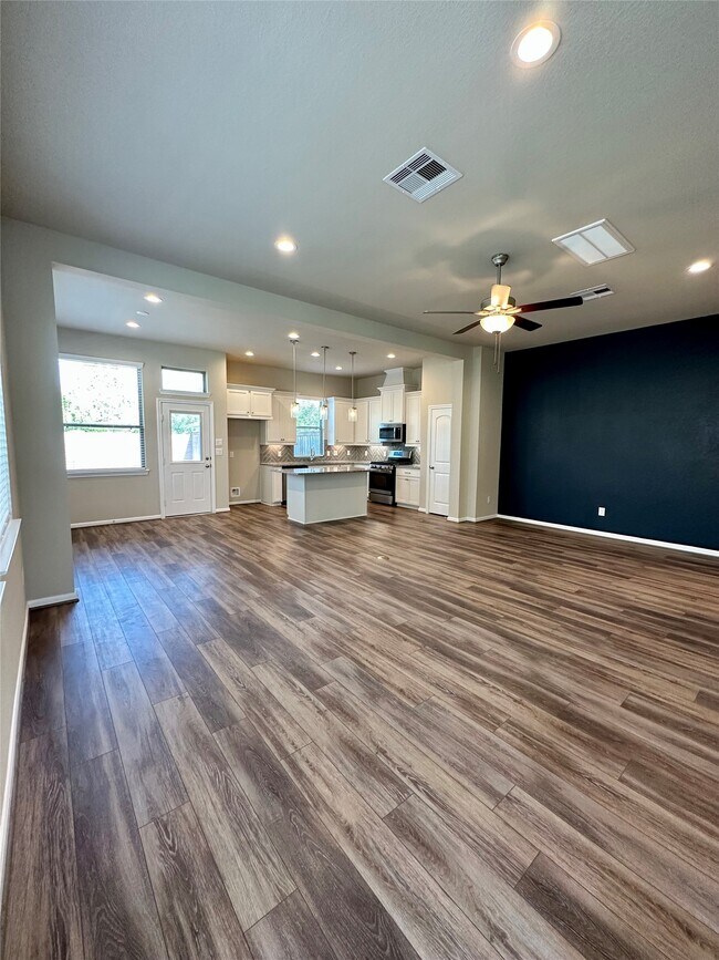 Building Photo - 16215 Northern Cardinal Ln