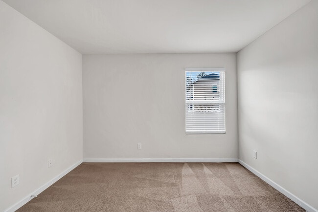 Building Photo - 507 Mt Carmel Rd