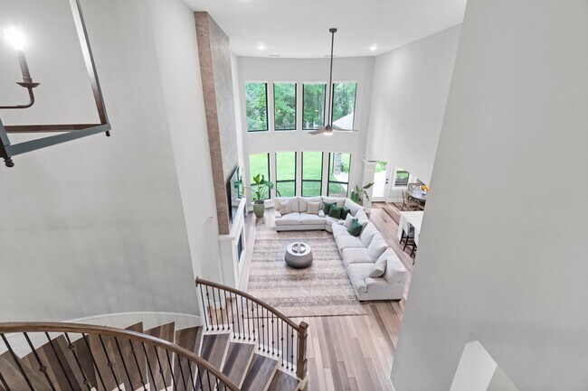 Building Photo - 109 Bronze Peak Ct