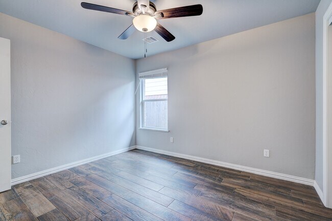 Building Photo - 2809 Frost Ln