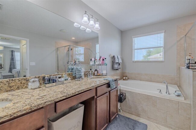 Building Photo - 13804 Trull Way