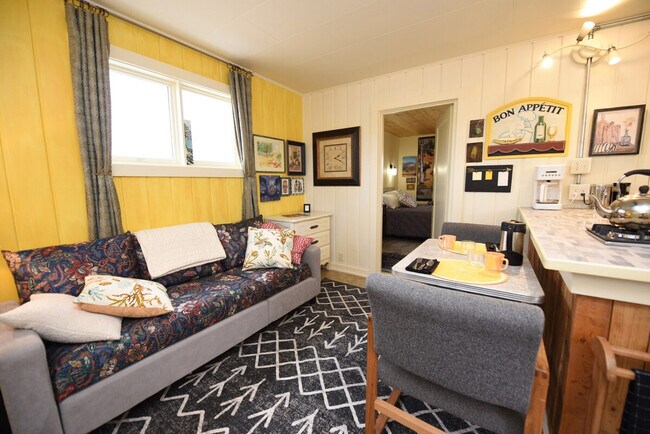 Building Photo - 759 MT-2