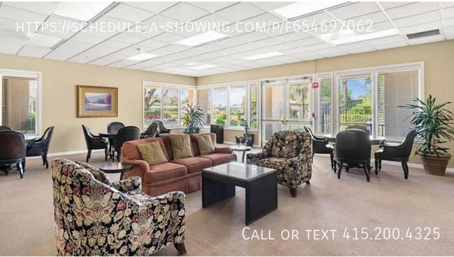 Building Photo - 30934 Crystalaire Dr