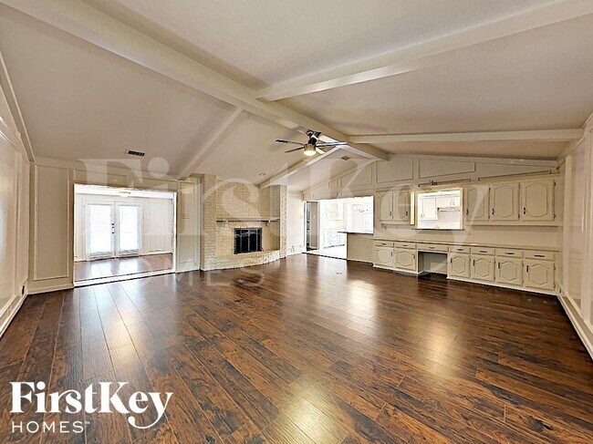 Building Photo - 3413 Valley View Ln