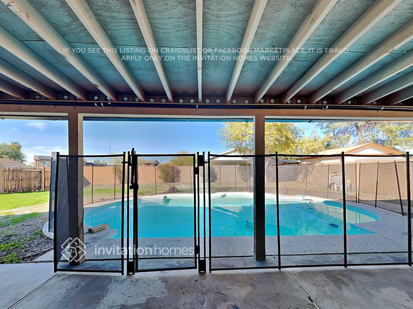 Building Photo - 3808 W Columbine Dr