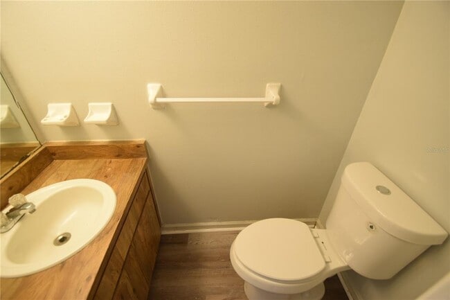 Building Photo - 1821 Crystal Grove Dr