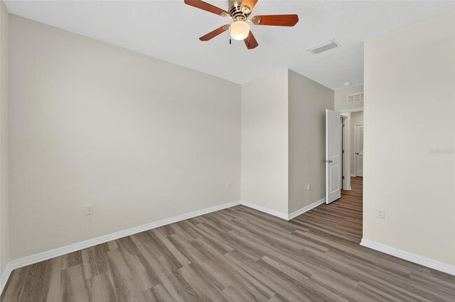 Building Photo - 5068 Captain Davis Dr