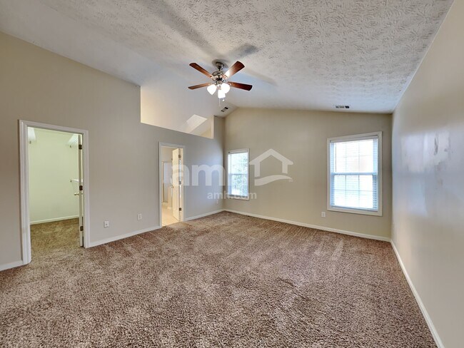 Building Photo - 3417 Summit Glen Dr