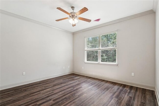 Building Photo - 3005 Dundee Loop S