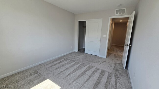 Building Photo - 988 Gearus Pl