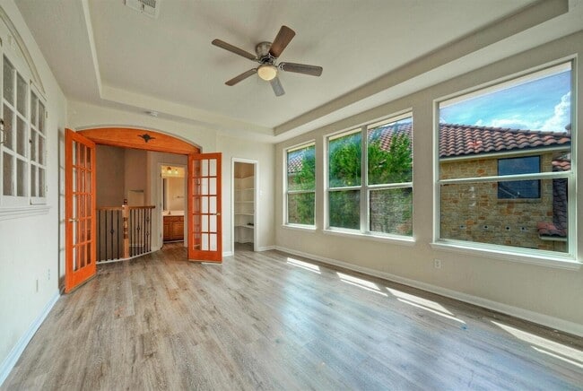 Building Photo - 3912 Coopers Hawk Cove