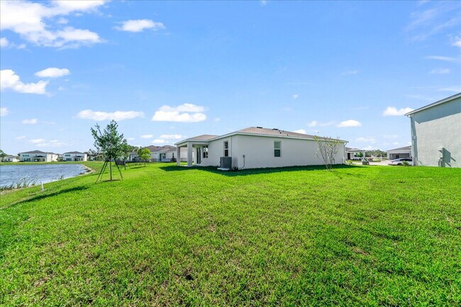 Building Photo - Brand-new 4-bedroom, 2-bathroom home for rent