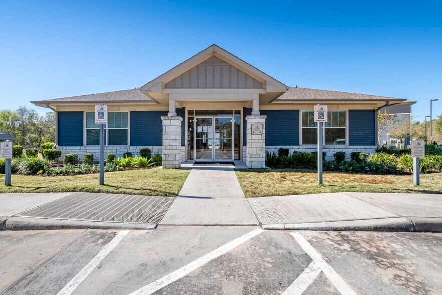 Newport Village 5925 FM 2100 Rd Crosby TX 77532 Apartment Finder
