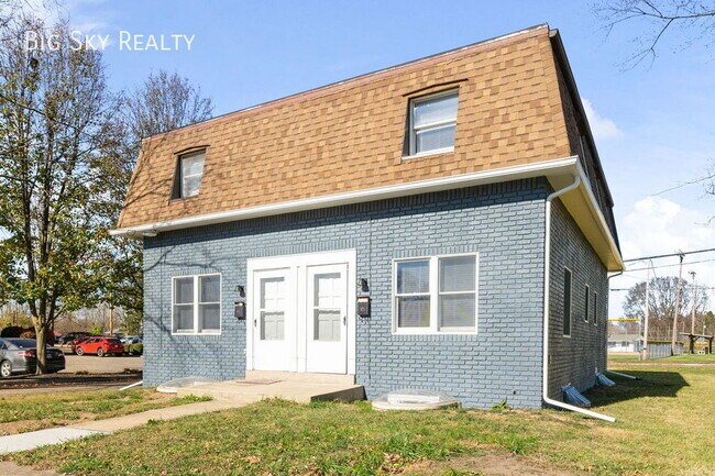 Building Photo - 110 North St