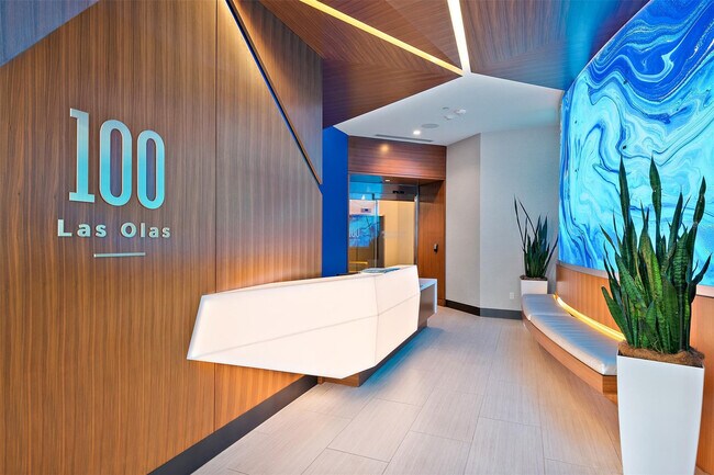 Building Photo - 100 E Las Olas Blvd