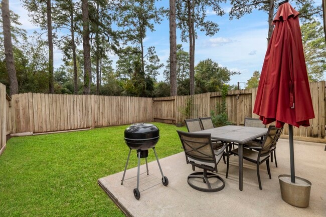 Building Photo - 622 Foster St