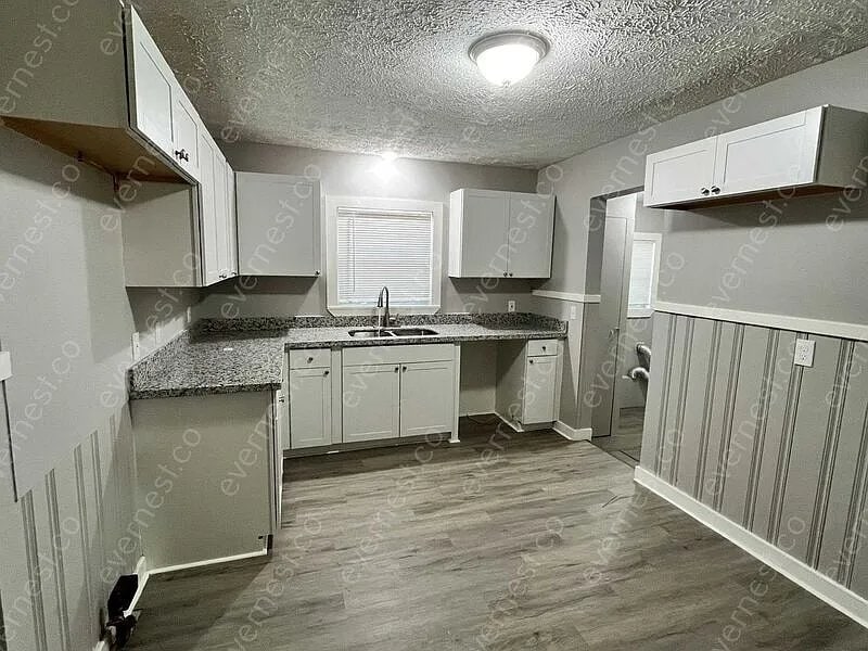 Building Photo - 4128 Carol Dr