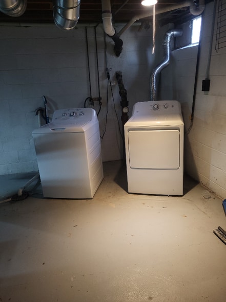 Building Photo - 3835 Boston Ave