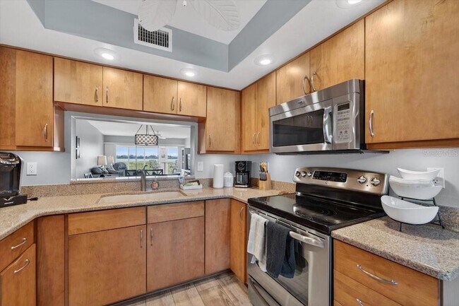 Building Photo - 1343 Perico Point Cir