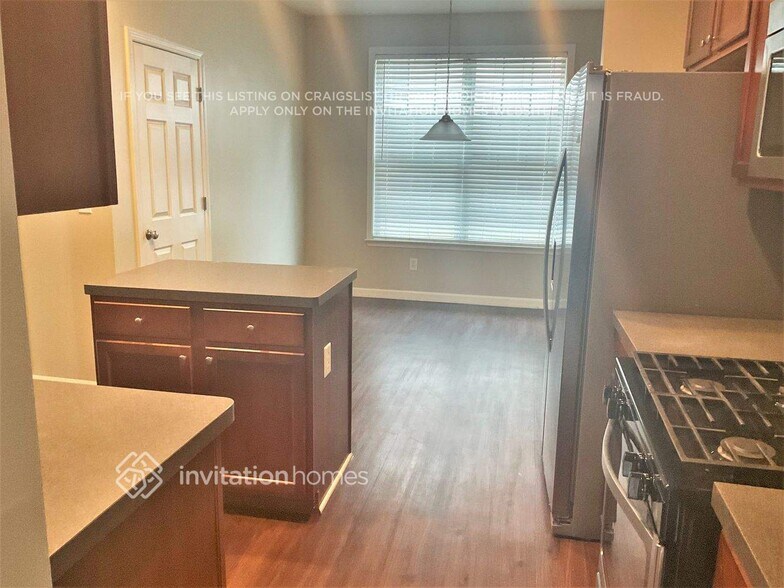 Building Photo - 3158 Yelton Ln
