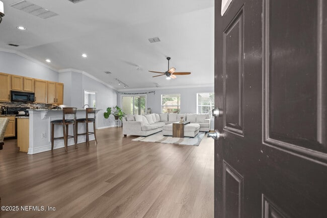 Building Photo - 8575 Crooked Tree Dr