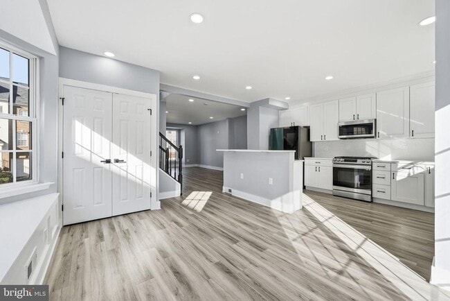 Building Photo - 7665 Audubon Meadow Way