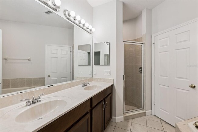 Building Photo - 1442 Travertine Terrace