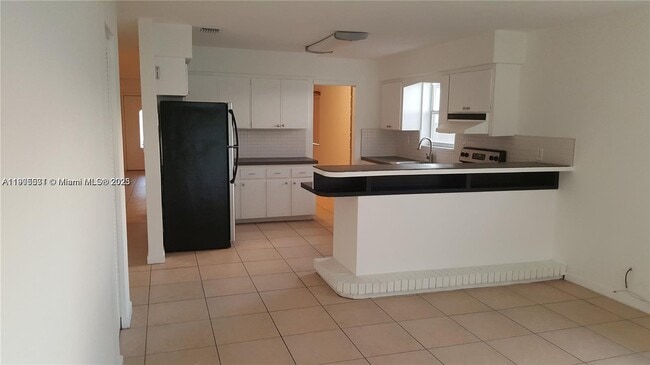 Building Photo - 3689 NW 14th St